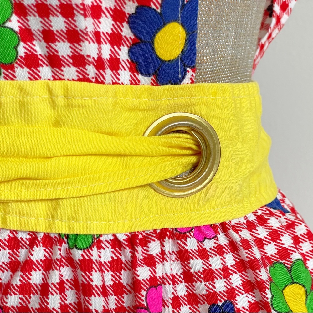 Vintage Red Groovy Floral Apron Pinafore - Picture 9 of 13